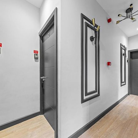 Sydenham Stays By Hayes Residency London Bagian luar foto