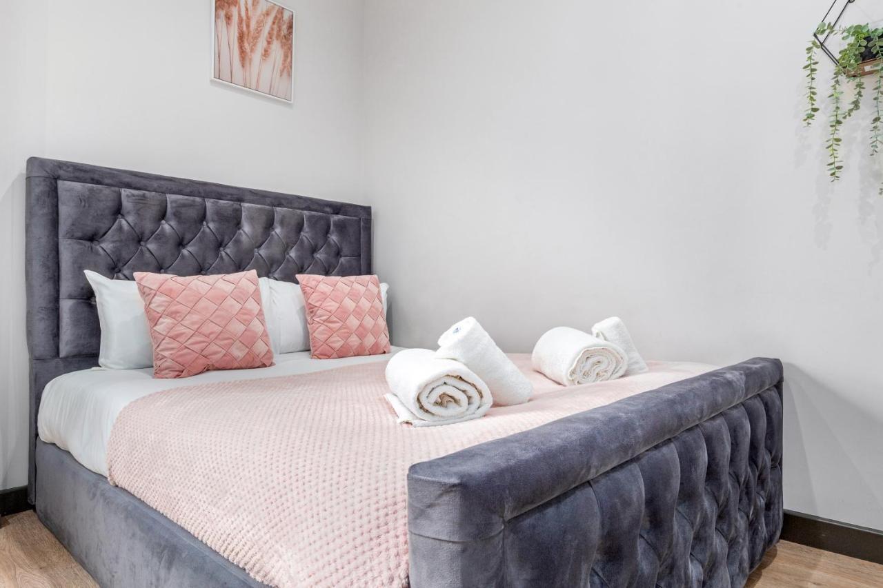 Sydenham Stays By Hayes Residency London Bagian luar foto