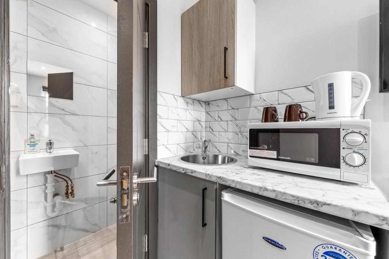 Sydenham Stays By Hayes Residency London Bagian luar foto